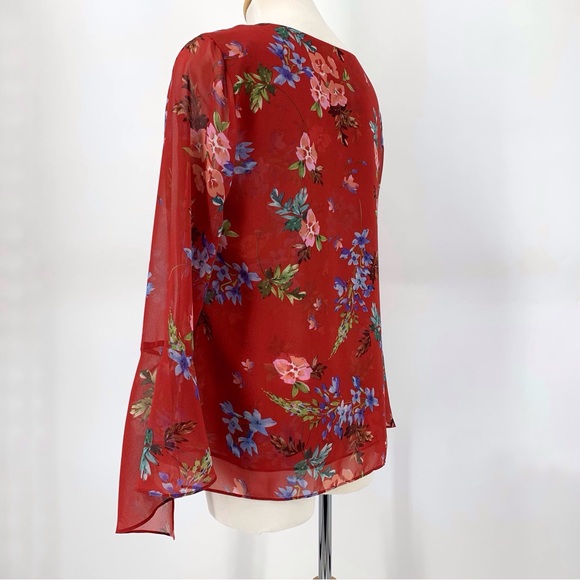 Cabi Devoted Blouse # 3590, Watercolour Floral Print 3/4 Bell Sleeve Top, Small - Picture 7 of 16